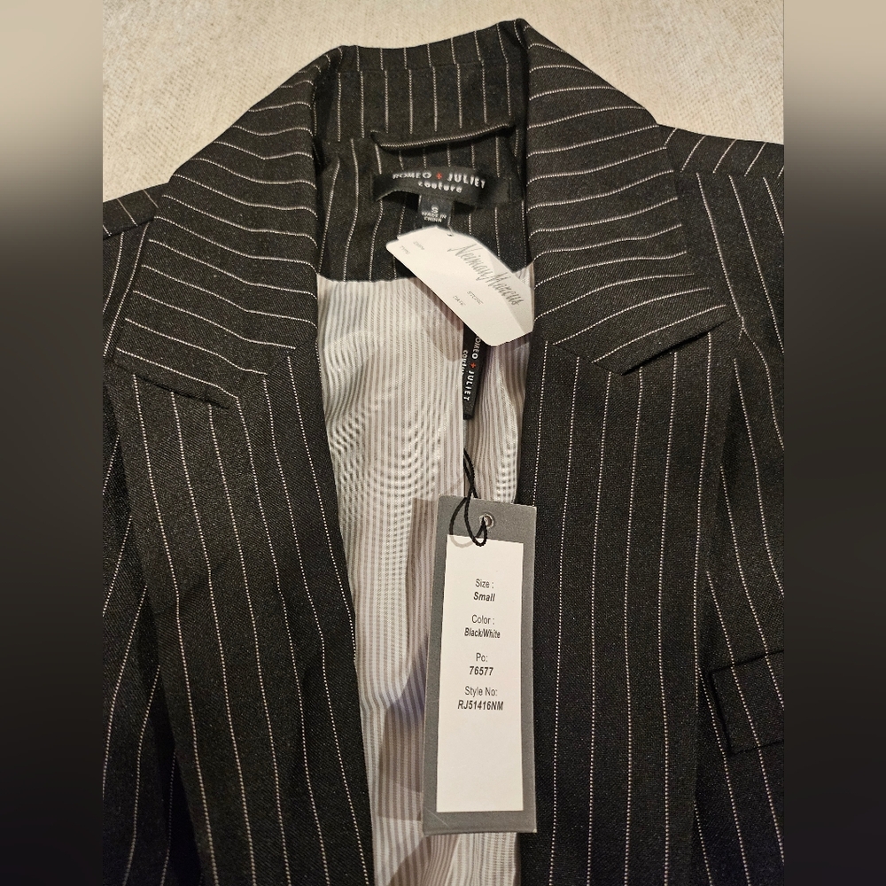 Brand new Romeo Juliet Pinstripe Blazer S - Picture 10 of 14